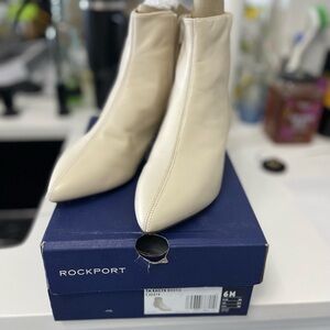 WOMEN'S ROCKPORT KAILYN BOOTIE Cream White CJ0474 SIZE 6 M NEW IN BOX